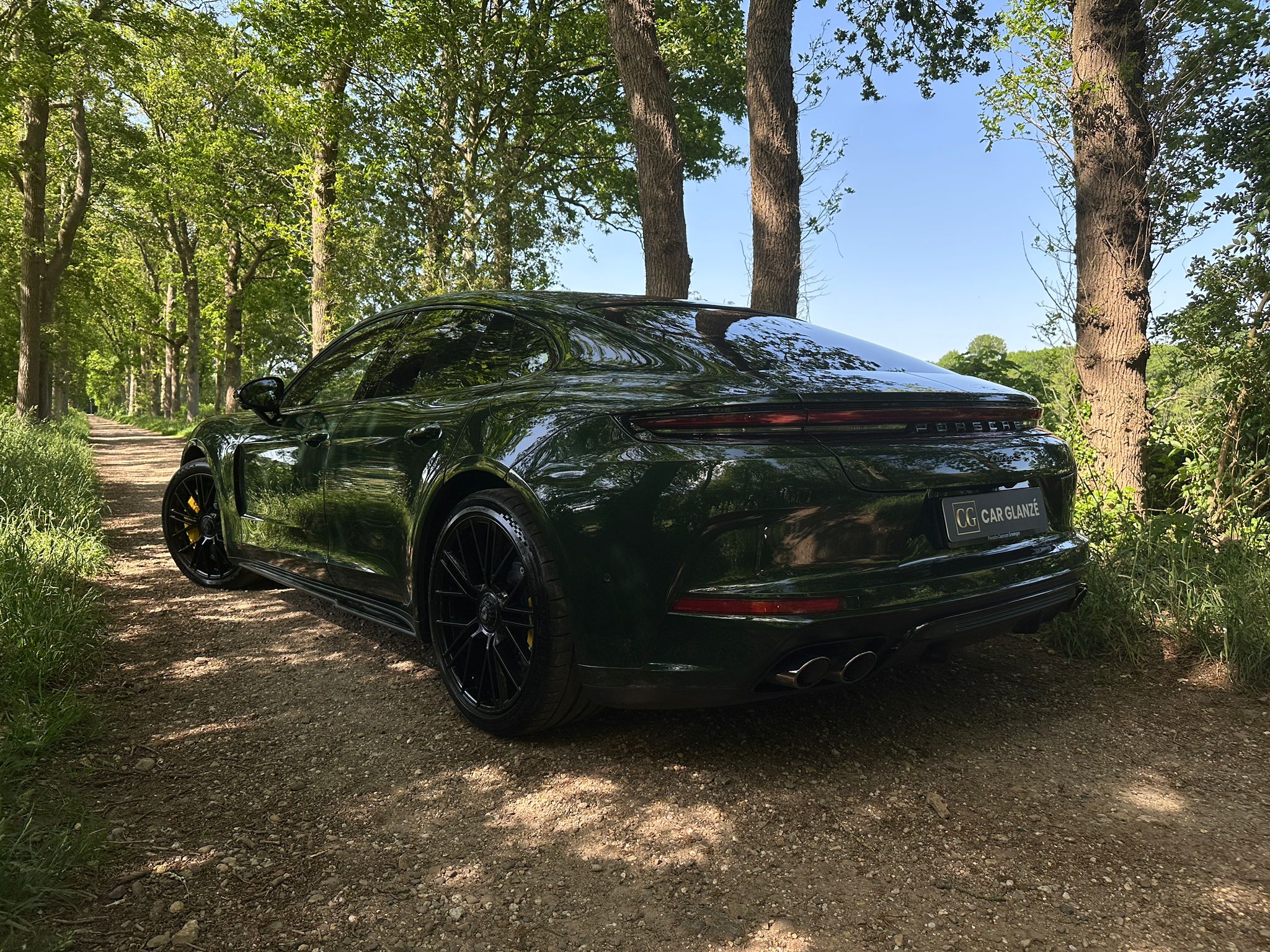 Porsche Panamera achterzijde na behandeling