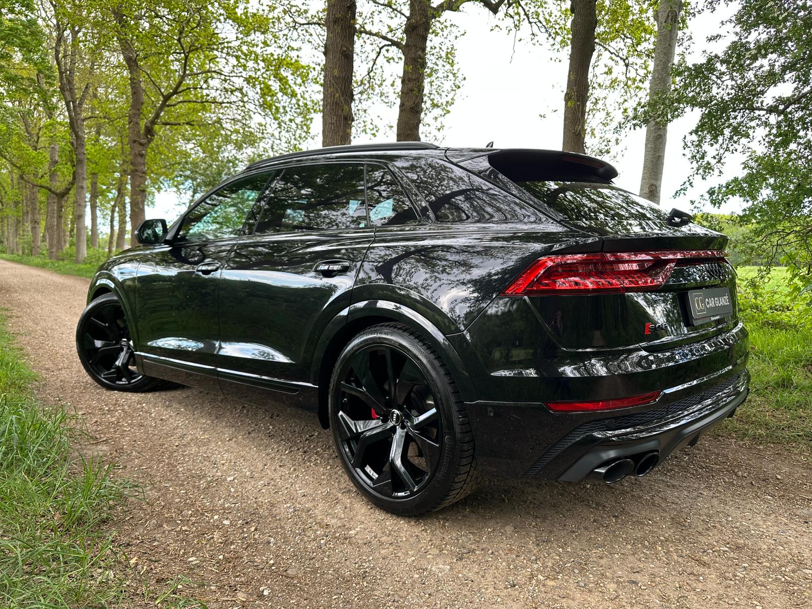 Audi SQ8 achterzijde hoek